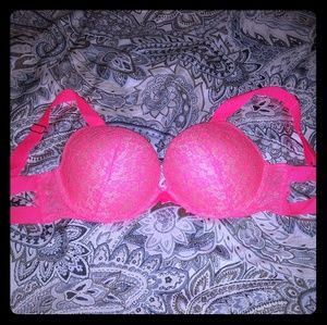 Victoria's Secret Push-Up Bra Size 34DDD